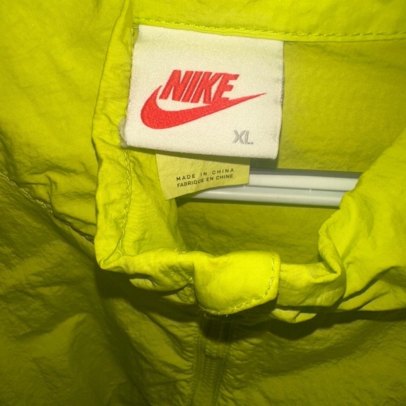 Nike x Stussy Windrunner 'Bright Cactus' - Picture 3 of 6